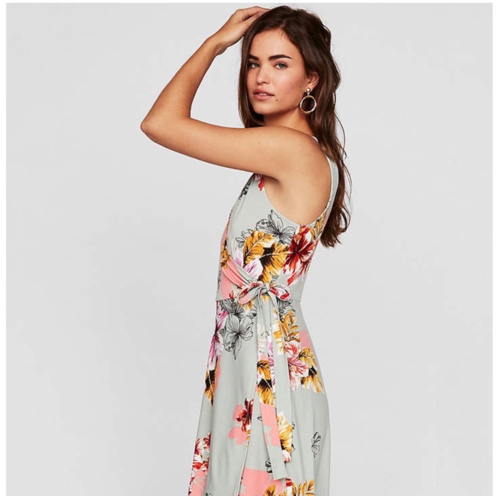 Express ~ Green Tropical Sage Floral~Faux Wrap Dress ~ Size XS